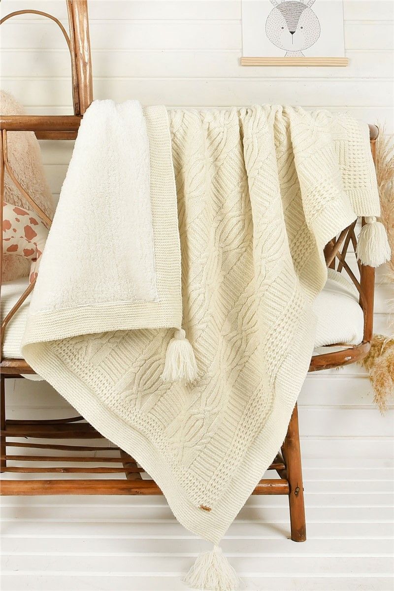C&City Unisex Blanket - Cream #315887