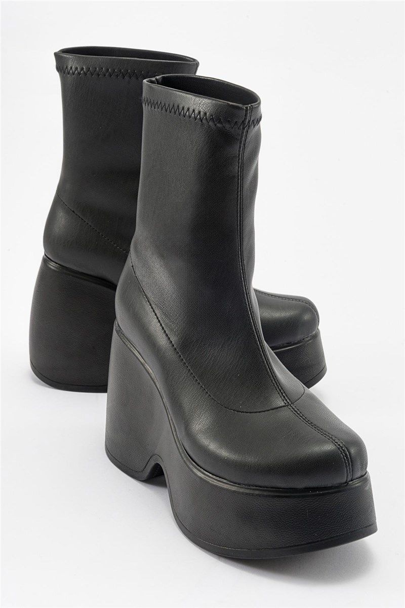 Women's Platform Boots - Black #410898