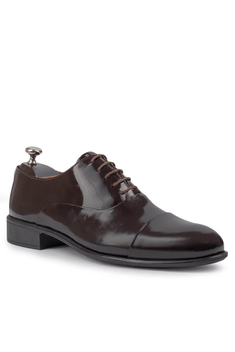 Uomo Scarpe eleganti brogue con punta ad ala nere - Shein Uomo Scarpe eleganti brogue con punta ad ala nere - Shein