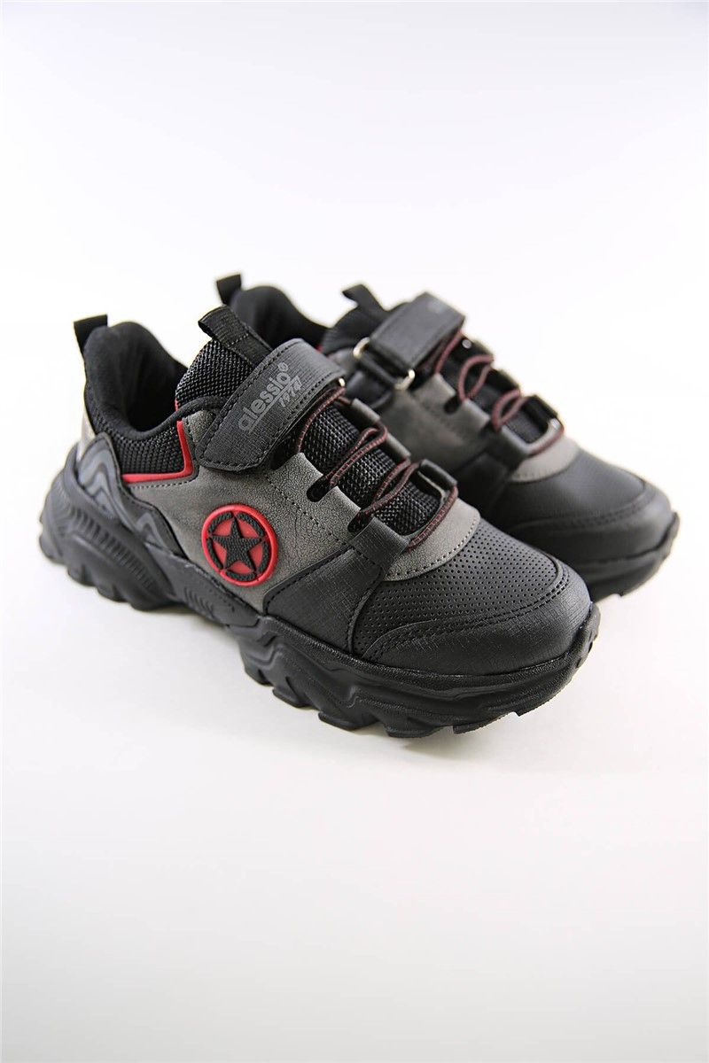 Children's sports shoes - Black with Red #361428