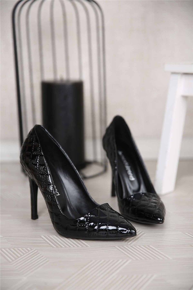 Ženske cipele na petu - crne 298856