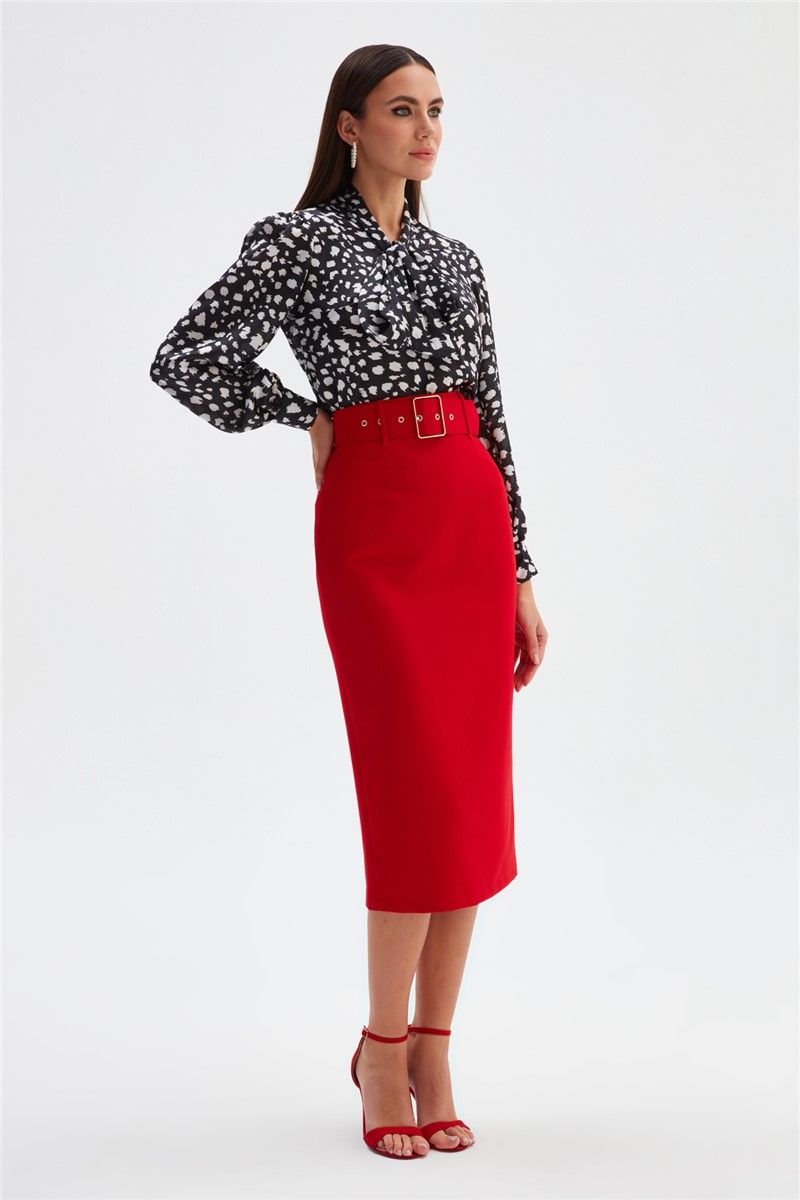 Women's Belted Fitted Skirt - Red #367647