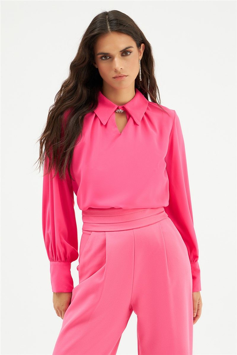 Women's blouse with collar accessory - Bright pink #361175