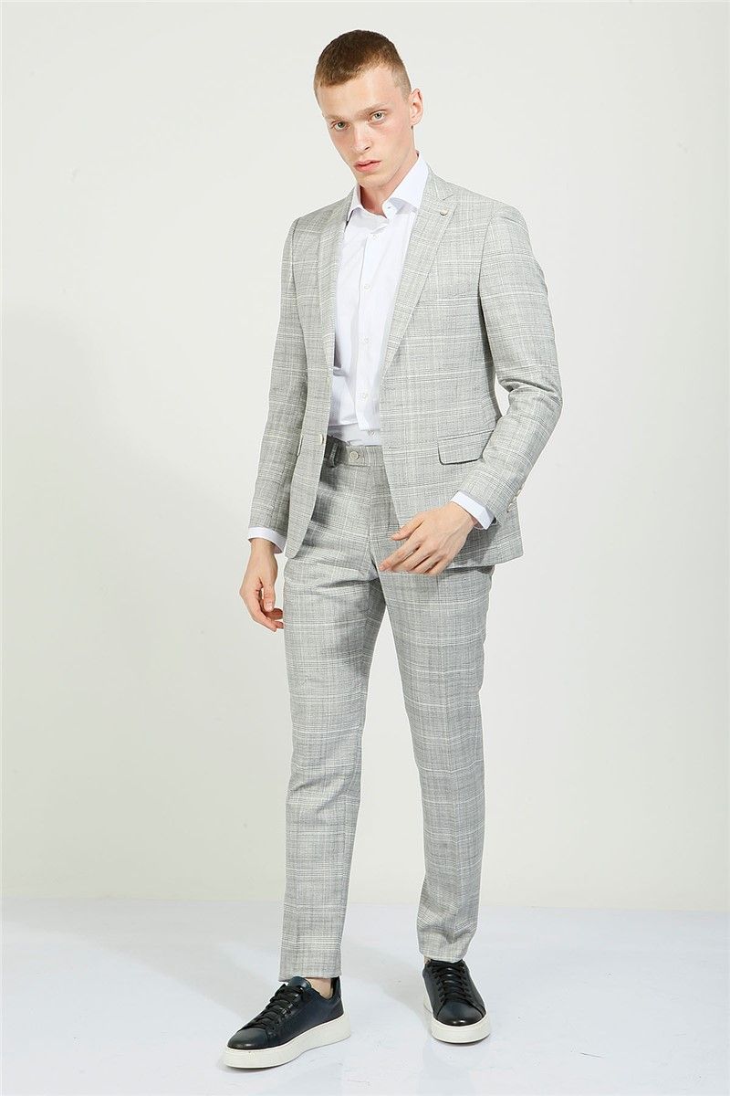Muško Comfort Fit klasično odijelo - Sivo #357793