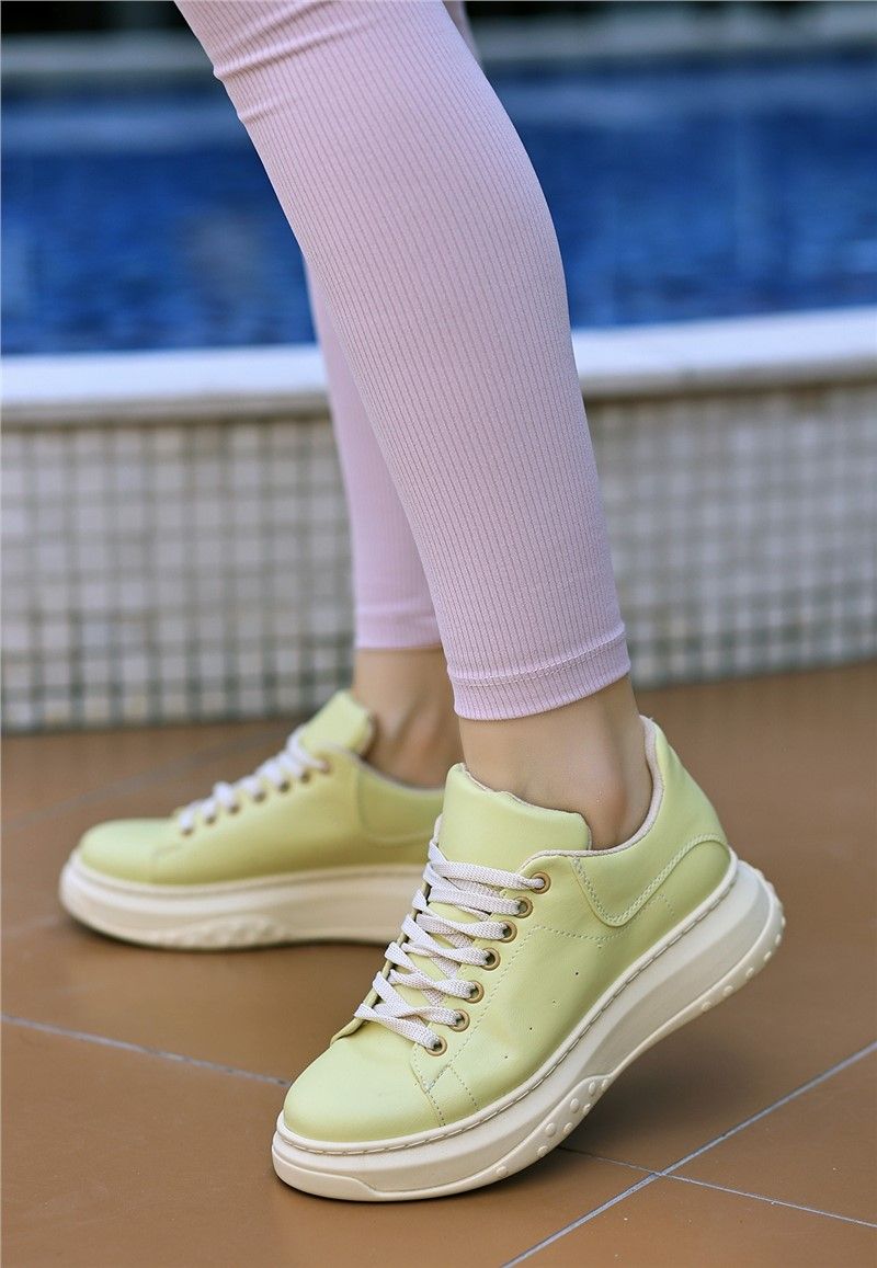 Women's Lace Up Sports Shoes - Neon Green #366638