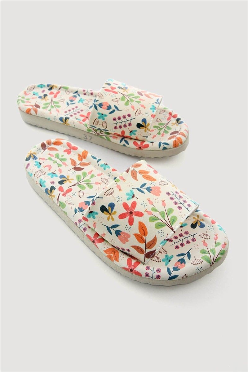 Women's beach slippers - Multicolor #331058