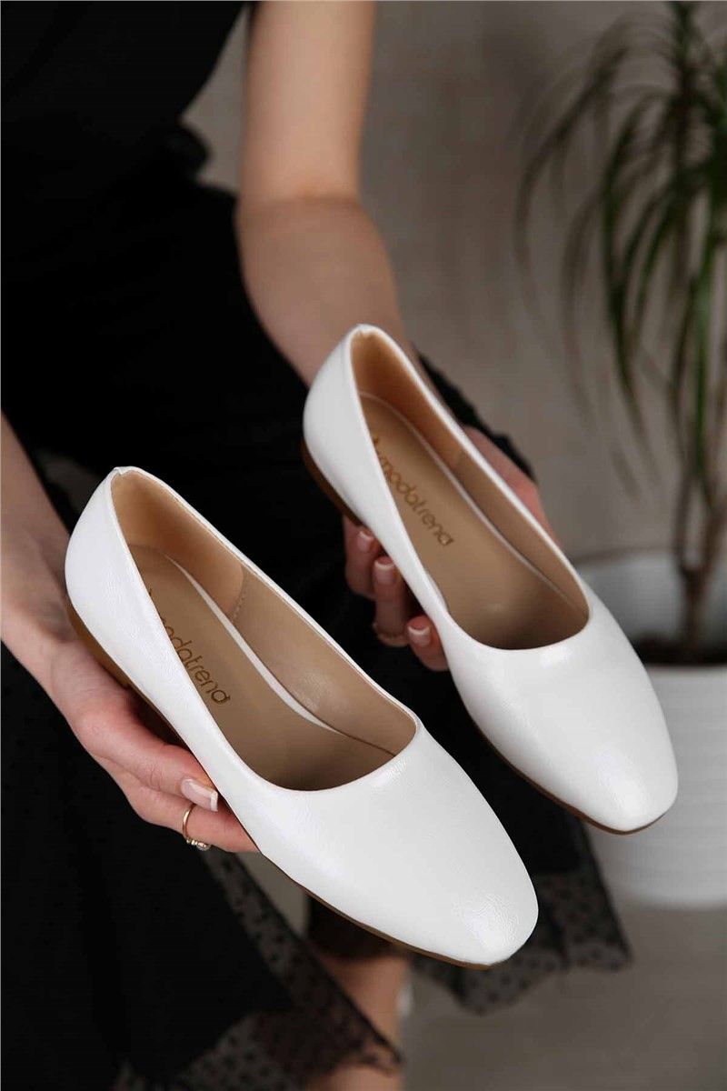 Women's Shoes - White #299892