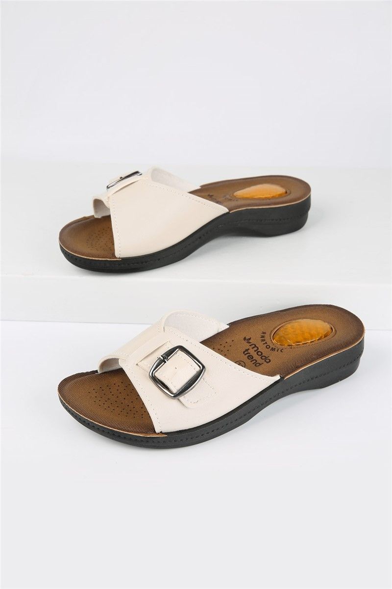 Women's slippers - Light beige #328558