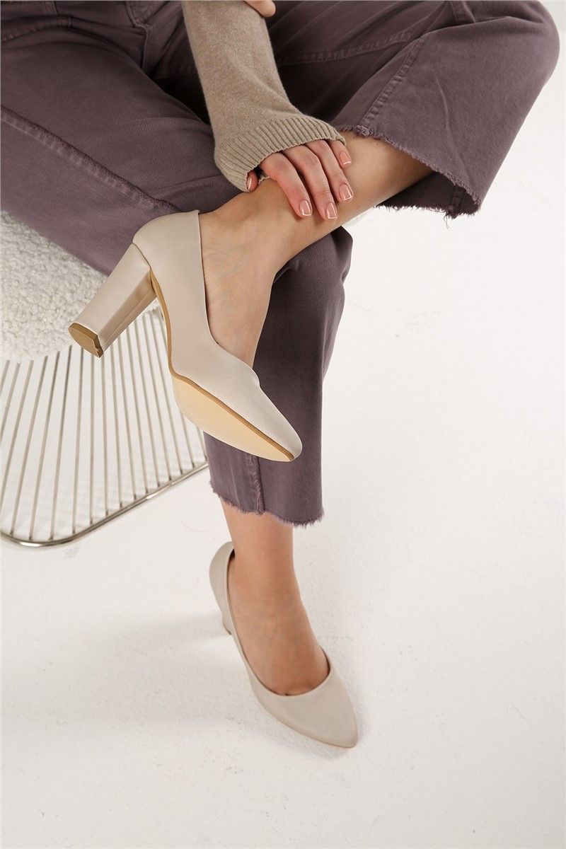 Elegantne ženske cipele - Svijetlo bež 320410