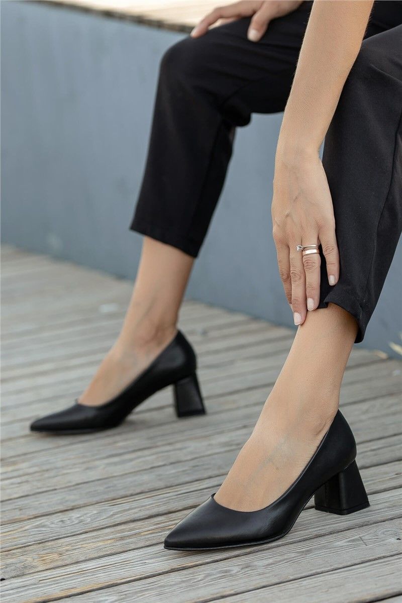 Ženske cipele na petu - crne #361489