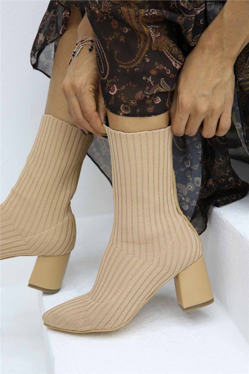 Women's boots made of knitted textile - Beige #321254