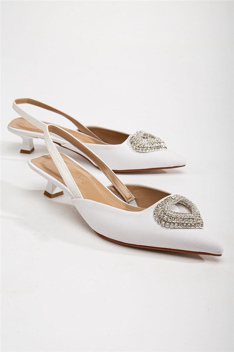 Women's shoes with decorative brooch - White #367245