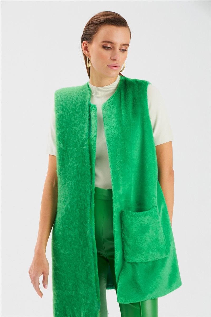 Ženski plišani prsluk s vanjskim džepovima - zeleni #363474