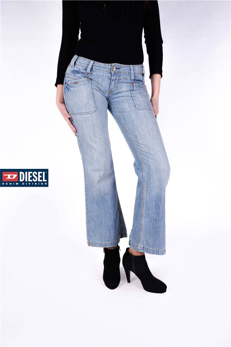 Diesel Women's Jeans - Blue #J8017FT