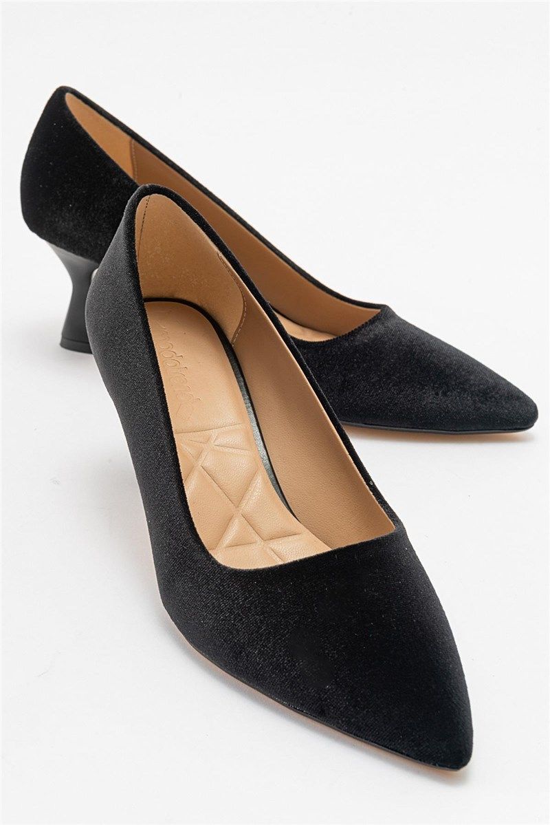 Women's Velvet Heeled Shoes - Black #406986
