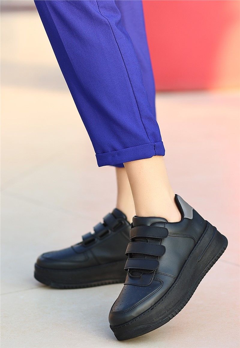 Women's Velcro Sports Shoes - Black #370108
