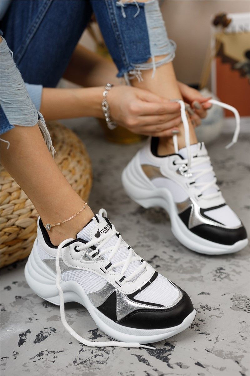 Women's sports shoes 0012601 - White with Black #325573