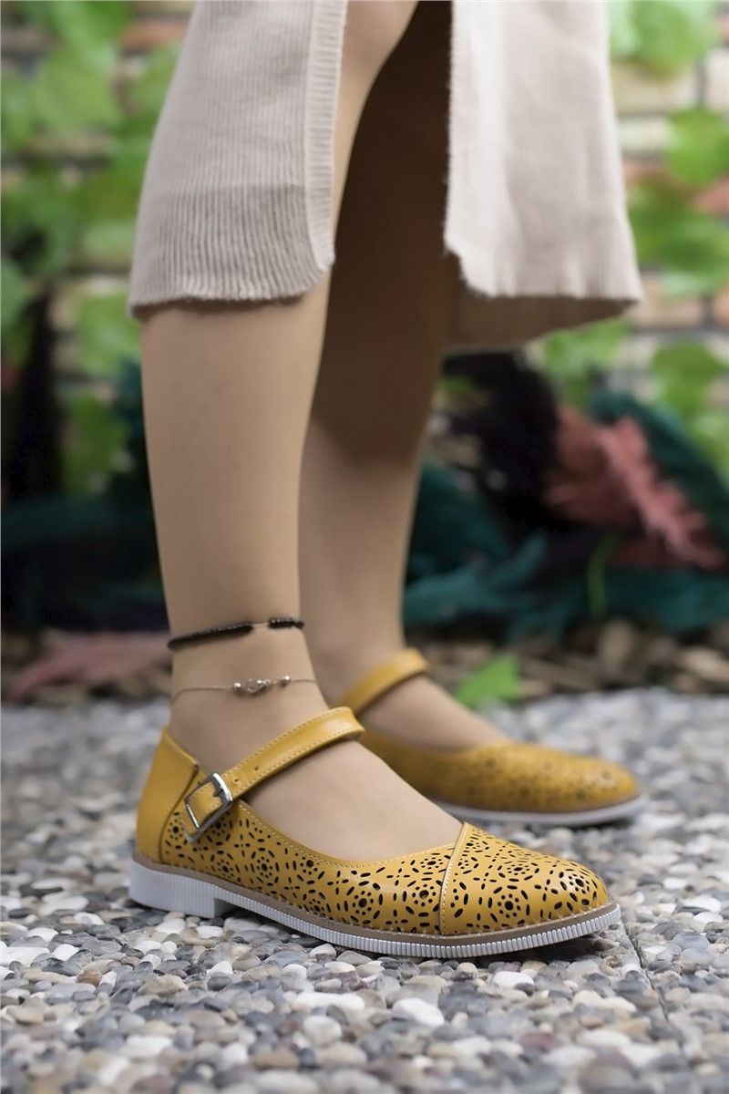 Women's casual shoes 0012505 - Mustard #325543