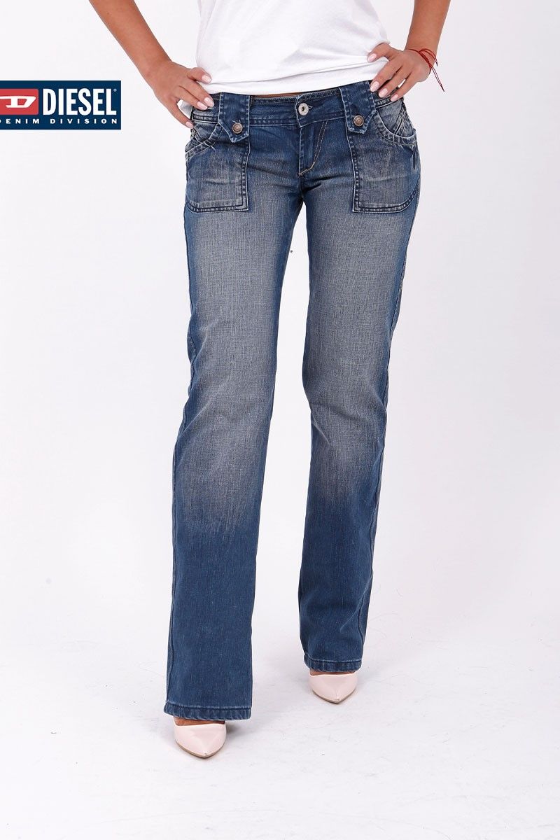 Diesel Women's Jeans - Blue #J569FT