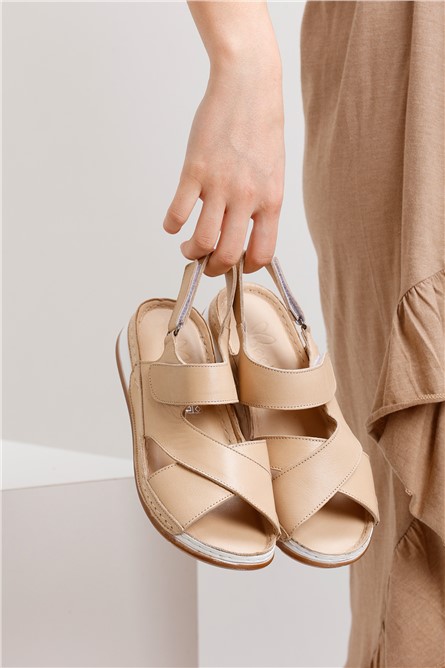 Sandálias Femininas de Couro Genuíno BY09A - Bege #371811