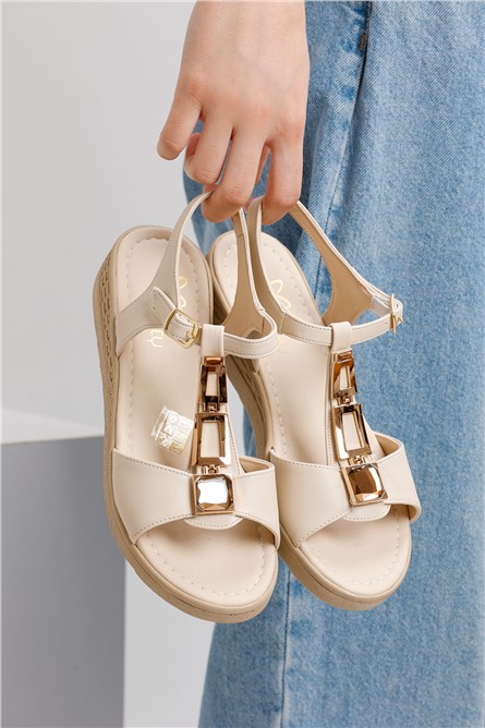 Sandálias Femininas BY186 - Bege Claro #371840