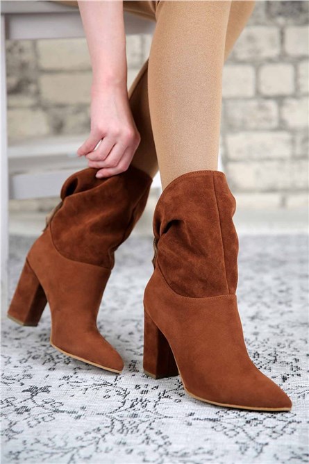 Botas femininas com salto - Taba 300630