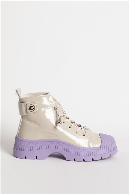 Botas femininas de couro envernizado GUJA 348 - bege claro com roxo #361597
