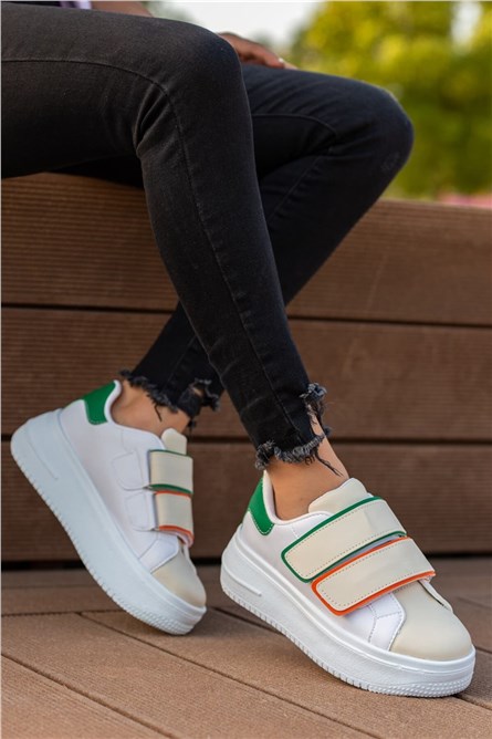 Calçados esportivos femininos com velcro - Branco com Verde #362981