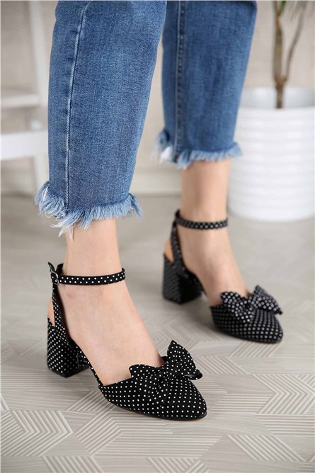 Sandálias de salto feminino - Pretas 299790