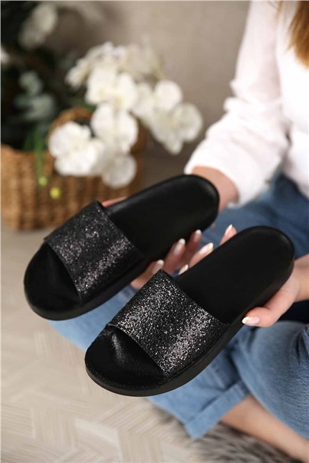 Chinelos femininos - Pretos 304221