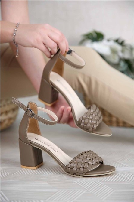 Sandálias de salto feminino - Vison 302531