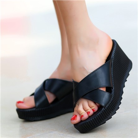 Chinelos femininos com sola completa - Preto #383643