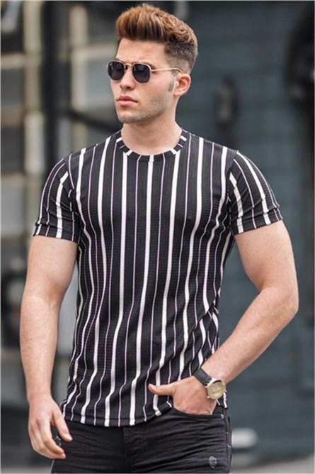 Camiseta Masculina - Preta 306017