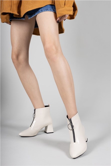 Botas femininas de couro envernizado 001237819 - bege #326251