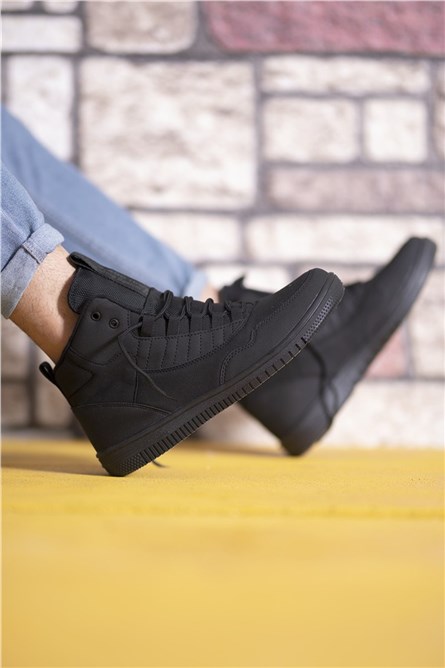 Botas Esportivas Masculinas - Pretas #327588