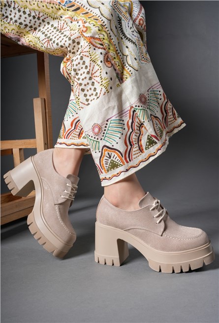 Mocassins femininos de camurça com plataforma 0012507 - Bege #404819