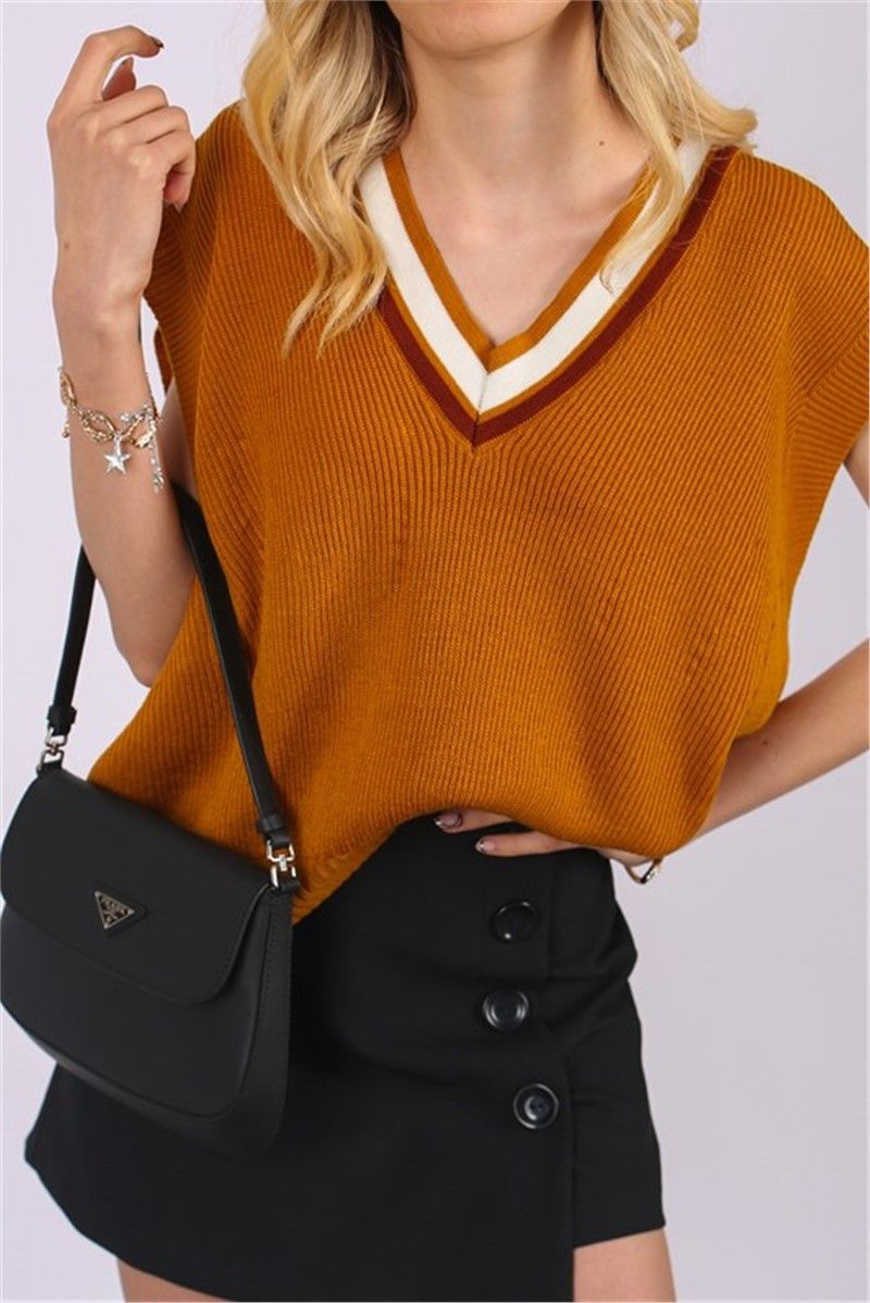 Women's sleeveless sweater - Light brown #328783
