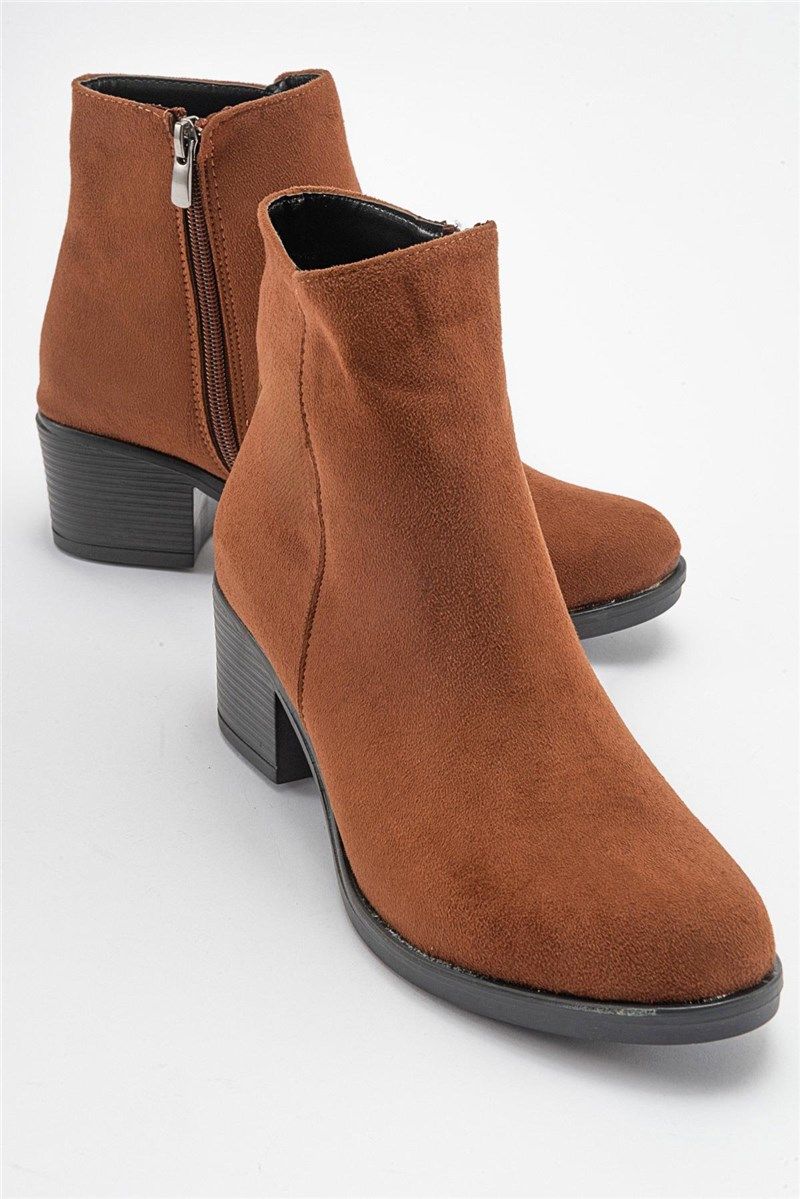 Women's suede boots with non-slip sole - Taba #410779