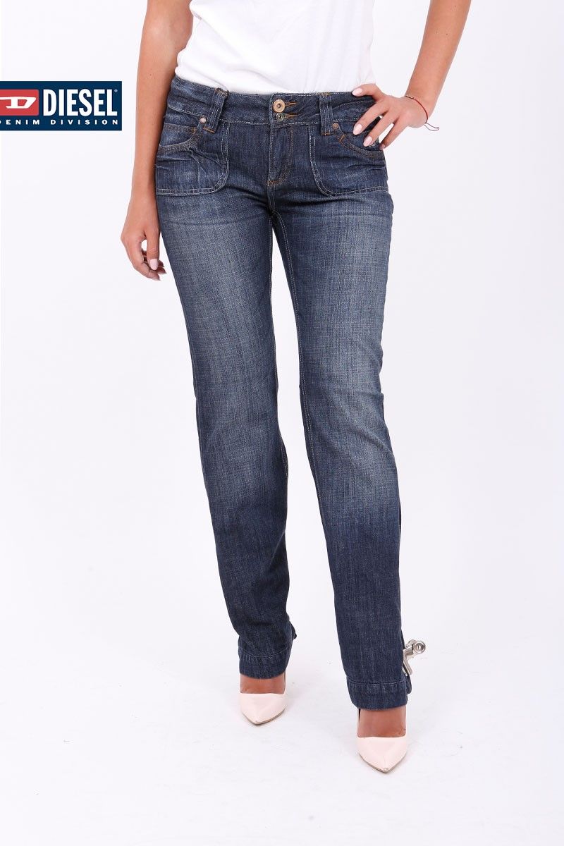 Diesel Women's Jeans - Blue #J8554FT